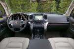 Toyota Land Cruiser 200 2009 года
